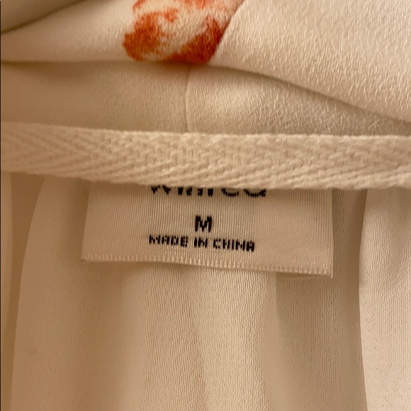 BRAND NEW floral dress still has the tag on! - Picture 5 of 9